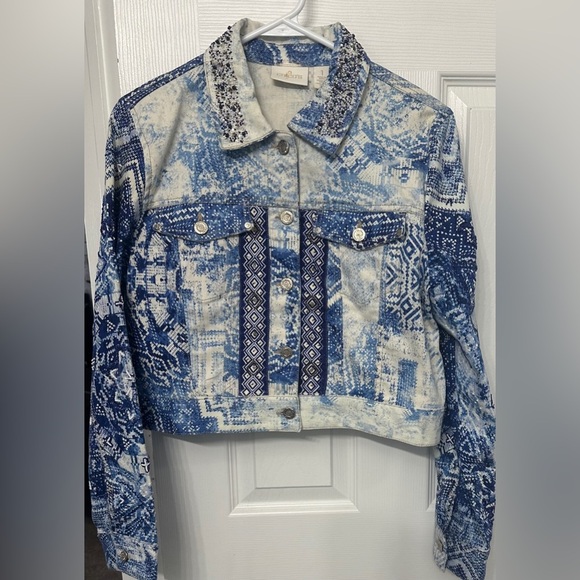 Chico’s‎ Women’s White and Blue Beaded Denim Jacket Size 1 - Picture 3 of 5